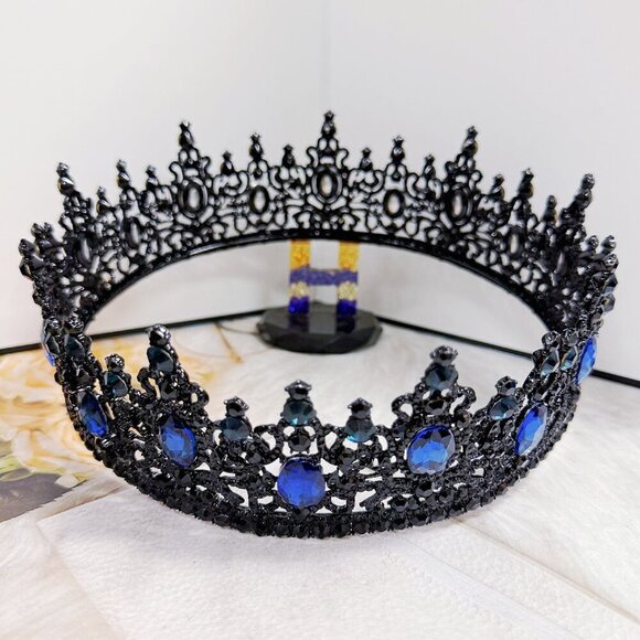 Renaissance Crown, Blue Stone Crown, Halloween Costume, Coronation Crown - Picture 6 of 9